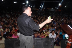 GLORIA A DIOS, PASTOR & EVANGELISTA DR GEORGI ABDO, MANAGUA, NICARAGUA, 03 15, 2013 (141)