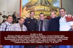 gloria-a-dios-hnos-oficiales-policias-d-hond-icrlc-11-25-2011-426-2