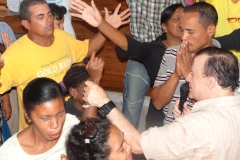 GLORIA A DIOS, DIEZMERO, CUBA PASTOR ABDO, 11 15, 2013 (33)