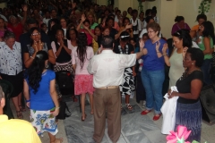 GLORIA A DIOS, RELGA, CUBA, PASTOR ABDO, 11 13, 2013 (71)